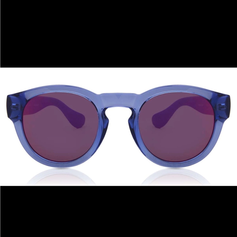 Havaianas
TRANCOSO/M GEG/VQ Stylish Blue and Purple Sunglasses